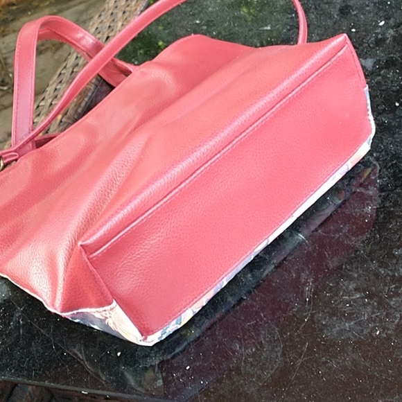 DISNEY Alice in Wonderland Crossbody Bag - Picture 4 of 15